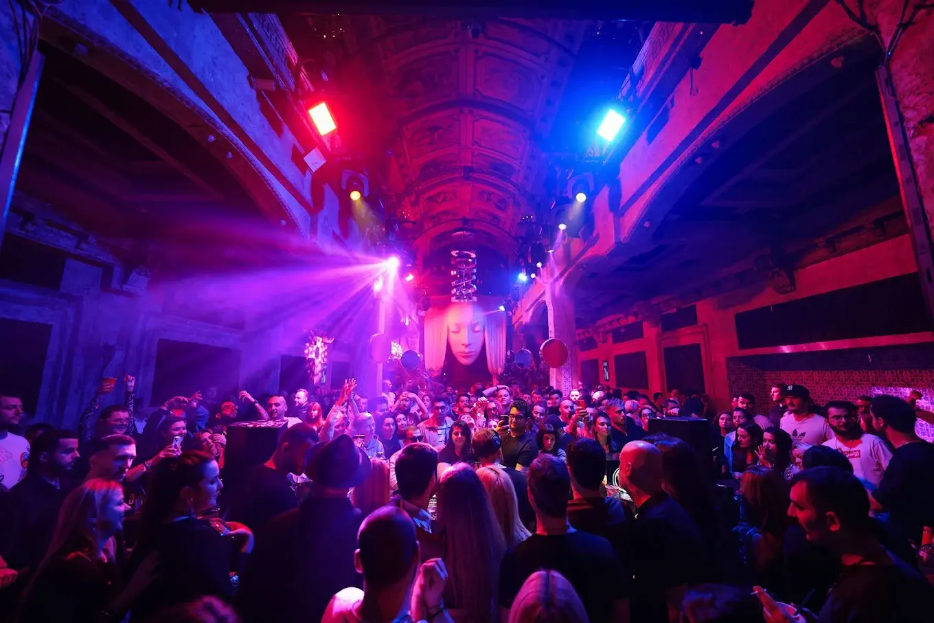 Best Erasmus Parties in Istanbul: Where Exchange Students Actually Go Out